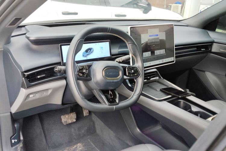 Used Lynk & Co 07 2024 EM-P 126 Long-Range Ultra