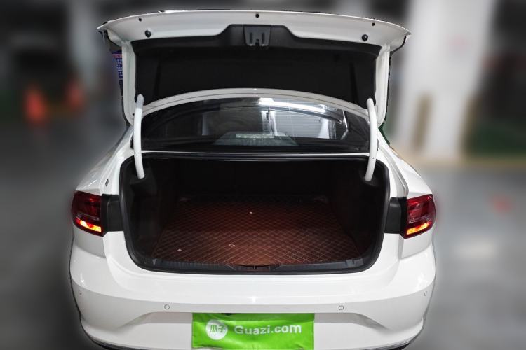 Used Volkswagen Lamando 2019 230TSI DSG Vision Edition China VI Standard
