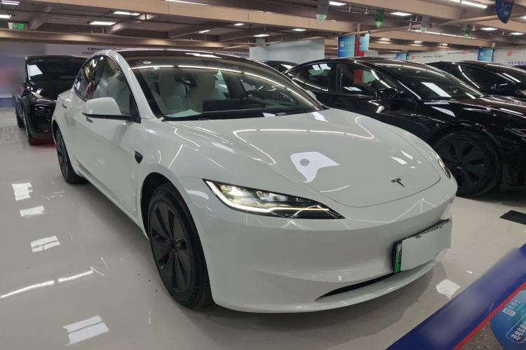 Used Tesla Model 3 2023 Rear-Wheel-Drive Version
