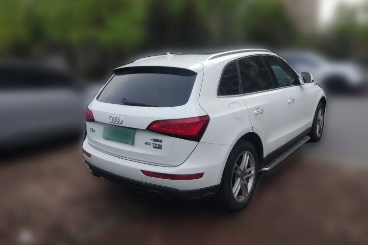 Used Audi Q5 2016 40 TFSI Comfort Model Rear Right 45 Deg