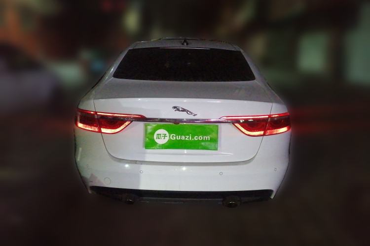 Used Jaguar XF 2016 XF 2.0T Two-Wheel-Drive Luxury Edition
