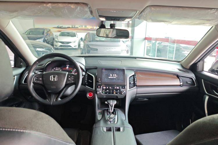 Used Honda Avancier 2017 240TURBO Two-Wheel Drive Comfort Version Center Console