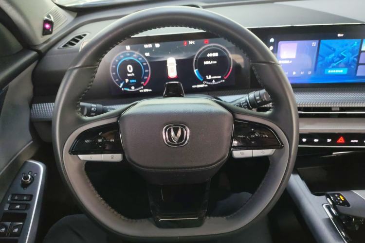 Used CHANGAN CS75 PLUS 2022 2nd Generation 1.5T Automatic Pilot Version
