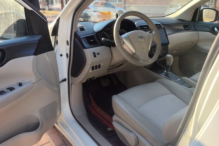 Used Nissan Tiida 2011 1.6L CVT Smart Version Driver Seat