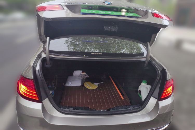 Used BMW 5 Series 2017 525Li Luxury Design Package Trunk