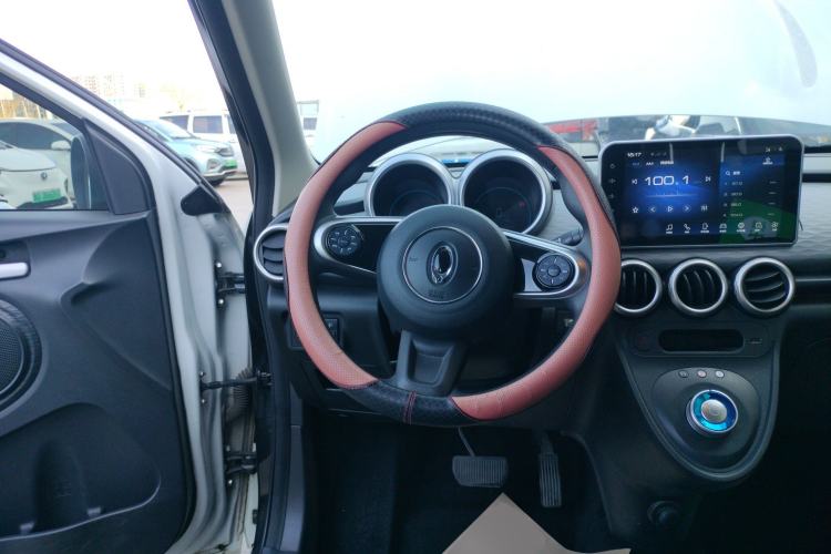 Used ORA Black Cat 2019 351 km Family Edition Steering Wheel