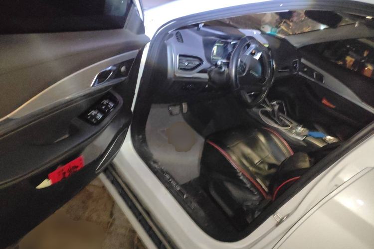 Used JETOUR X70 2020 1.5T DCT YueXing Edition 5 Seats
