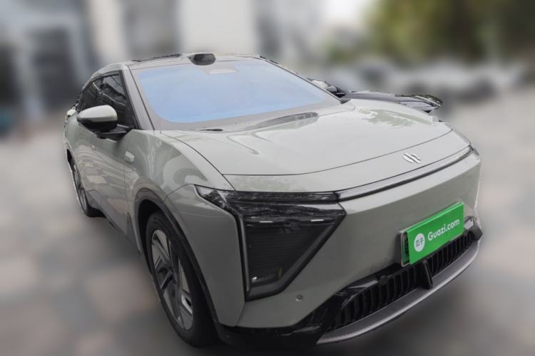 Used HiPhi Y 2023 560 km Pioneer Edition Front Right 45 Deg