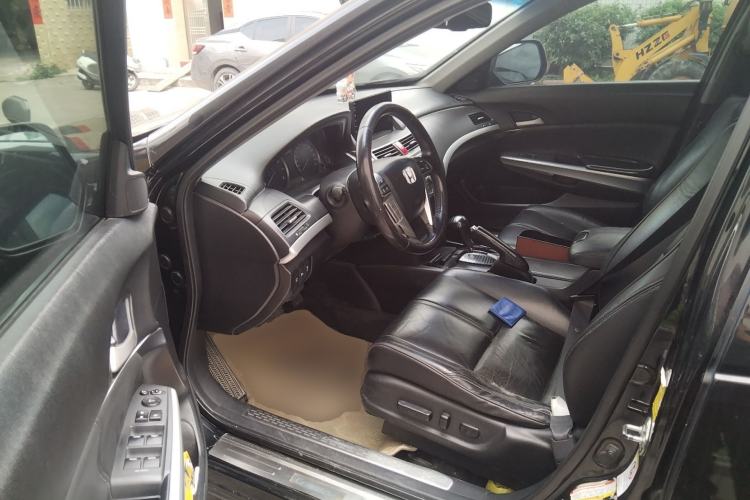 Used Honda Crosstour 2012 2.4L Luxury Edition
