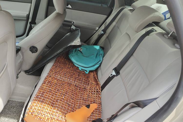 Used Volvo S40 2011 2.0L Automatic ZhiShang Edition
