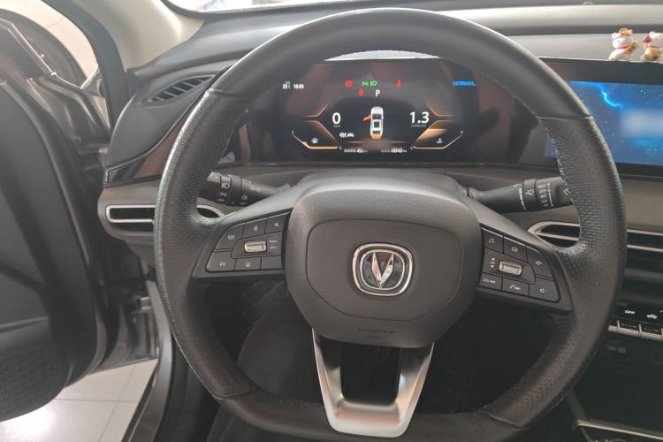 Used CHANGAN Eado 2021 PLUS Blue Whale NE 1.4T GDI DCT Flagship Model Steering Wheel