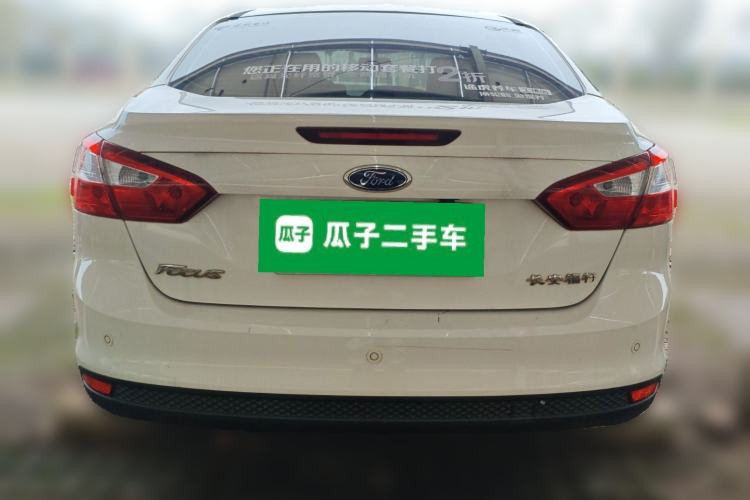 Used Ford Focus 2012 Sedan 1.6L Automatic Fashion Edition