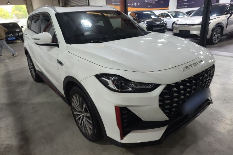 Used JETOUR X70 PRO 2023 1.5T DCT Comfort Edition 5 Seats Front Right 45 Deg