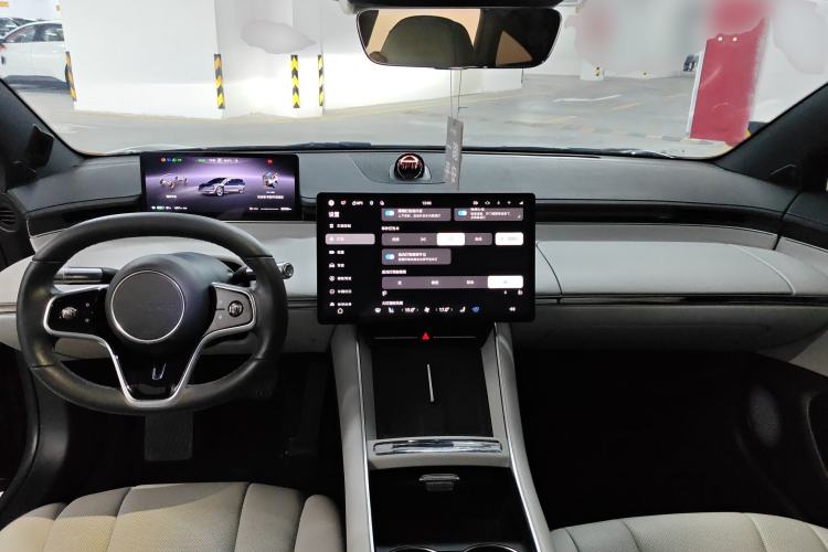 Used Hima Luxeed S7 2024 Max