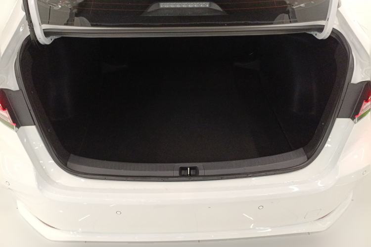 Used Toyota Corolla 2023 1.8L Smart Electric Hybrid Dual-Motor Elite Edition Trunk