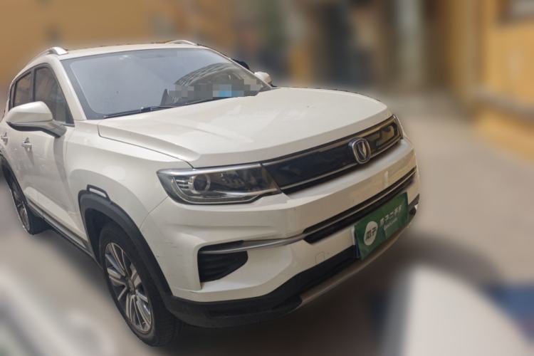 Used CHANGAN CS35PLUS 2018 1.6L Manual Changlian Edition China V Standard Front Right 45 Deg