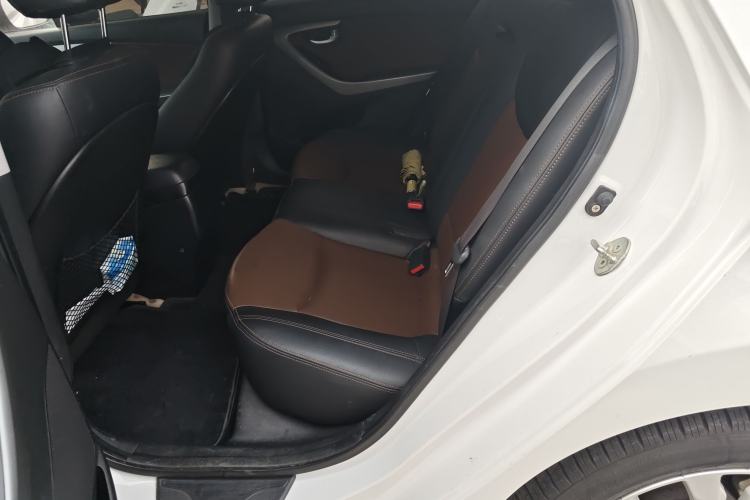 Used Hyundai Elantra (5th Generation / Langdong) 2016 1.6L Automatic Prestige Model
