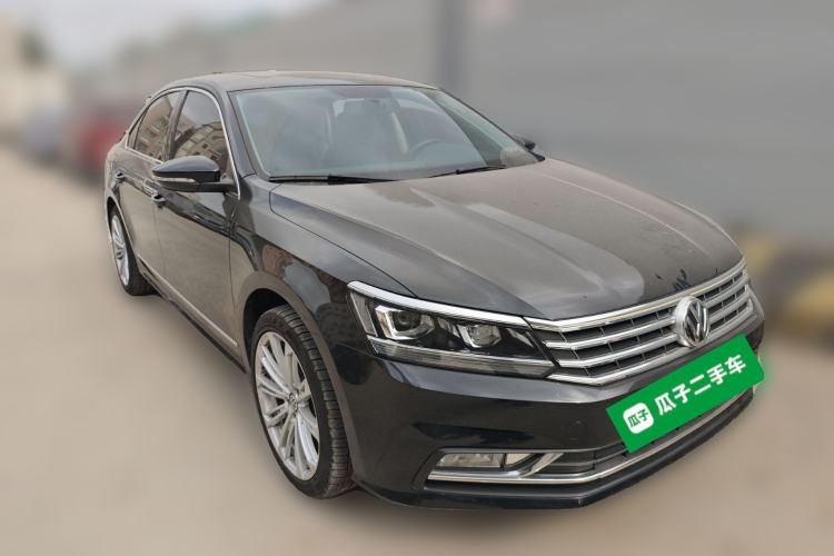 Used Volkswagen Passat 2017 280TSI DSG Luxury Edition
