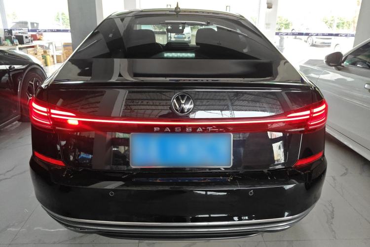 Used Volkswagen Passat 2022 330TSI Starry Luxury Edition