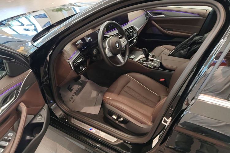 Used BMW 5 Series 2023 Restyled 530Li Leading Edition M Sport Package
