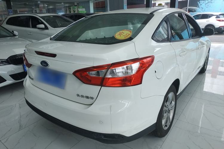 Used Ford Focus 2012 Sedan 1.6L Automatic Fashion Edition