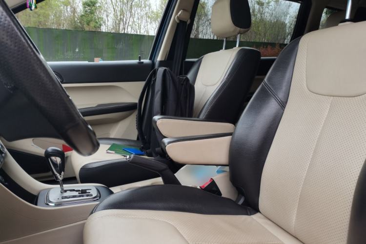 Used Chery Arrizo M7 2015 2.0L CVT Comfort Edition 232 Seats