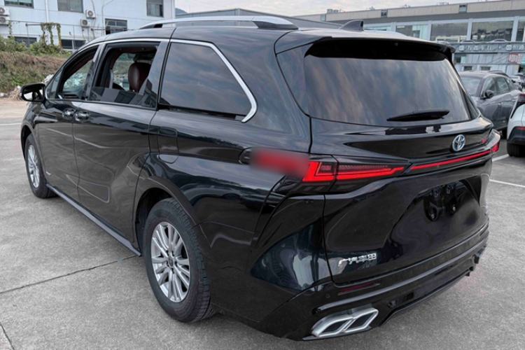 Used Toyota Sienna 2021 2.5L Hybrid Comfort Edition