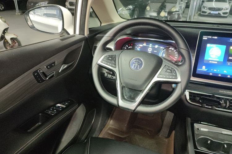 Used BYD Song MAX New Energy 2019 DM 1.5T Smart Connect Zhiyao Model 7 Seats China V Emission Standard
