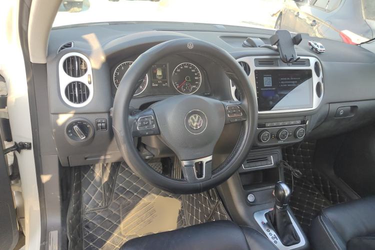 Used Volkswagen Tiguan L 2016 300TSI Automatic Two-Wheel Drive Luxury Edition
