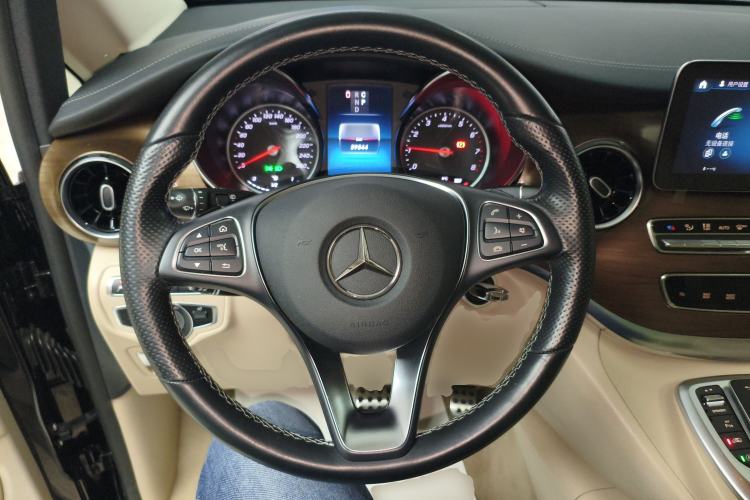 Used Mercedes-Benz V-Class 2020 V 260 L Long-wheelbase Luxury Edition