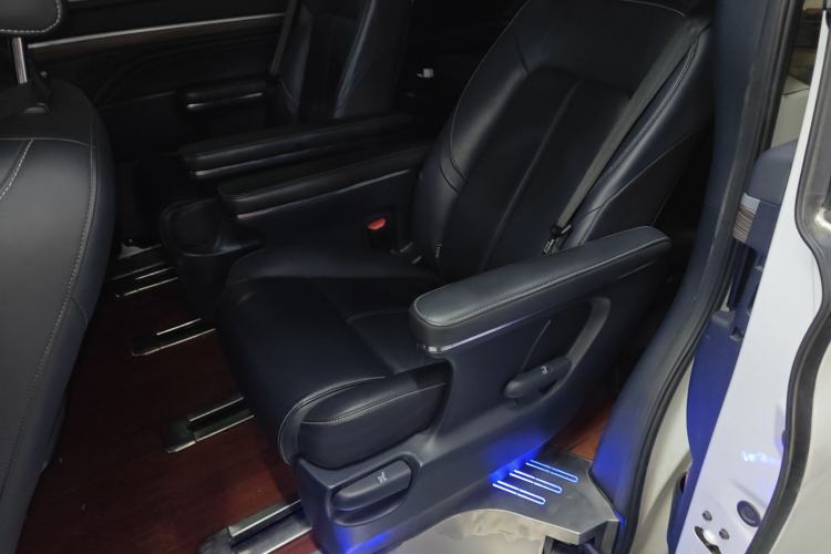 Used GAC Trumpchi M8 2021 Lingxiu Series 390T Deluxe Edition