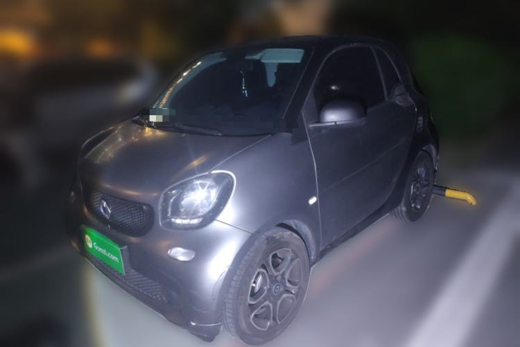 Used smart fortwo 2019 0.9T 66kW Hardtop Engine Version China VI Emission Standard