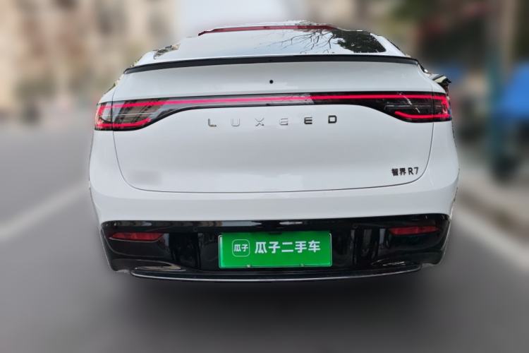 Used Hima Luxeed R7 2024 All-Electric 802 km Max Rear