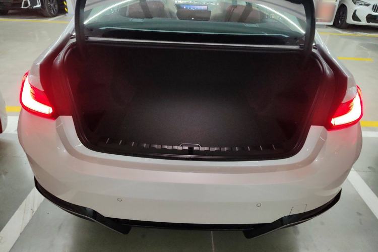 Used BMW i3 2026 Model, eDrive 35 L