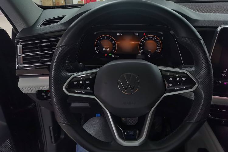 Used Volkswagen Teramont X 2021 330TSI Two-Wheel-Drive Prestige Luxury Edition
