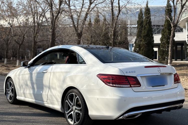 Used Mercedes-Benz E-Class 2014 E 200 Coupe Exterior 4