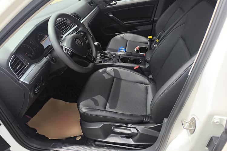 Used Volkswagen Lamando 2021 230TSI DSG Fashion Edition Left Front Seat