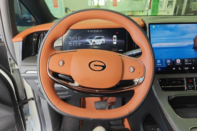 Used GAC Trumpchi Xiangwang M8 2025 Kunkun Series Ultra First-Class Cabin Steering Wheel