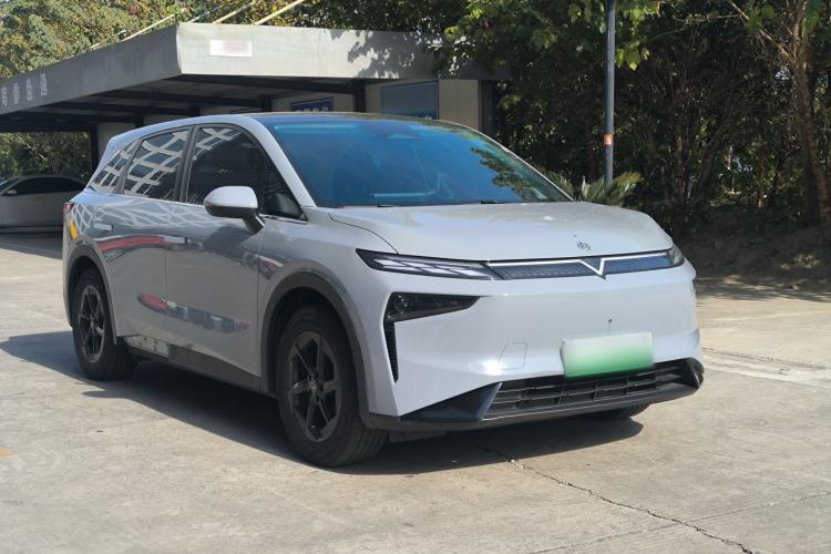 Used Venucia VX6 2025 Large Flat-Layout 520 Pro