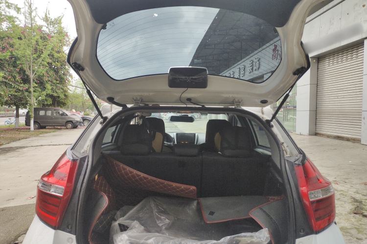 Used Toyota YARiS L Zhi Xuan 2019 1.5E CVT Dynamic Edition China VI compliant Trunk