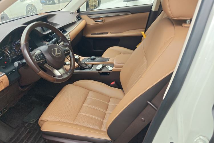 Used Lexus ES 2015 200 Elite Edition Left Front Seat