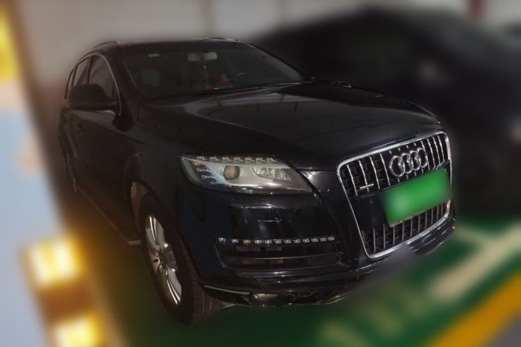 Used Audi Q7 
