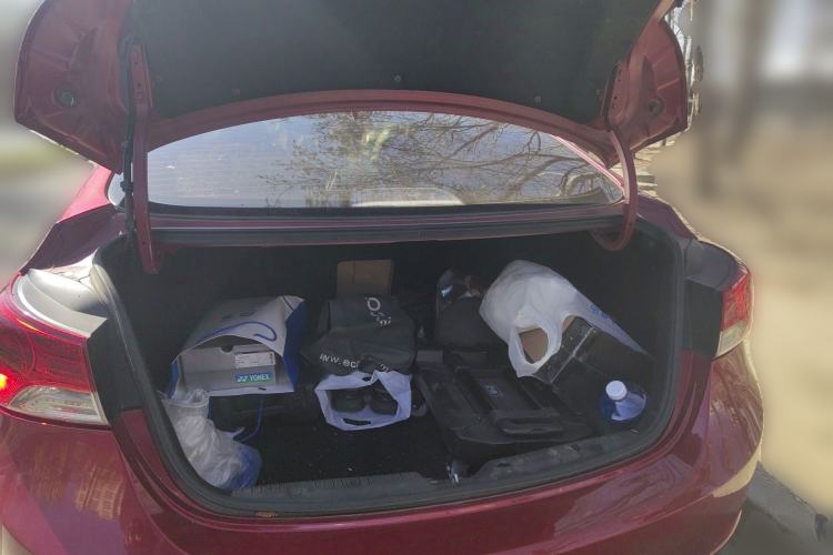 Used Hyundai Elantra (5th Generation / Langdong) 2012 1.8L Automatic Prestige Model Trunk