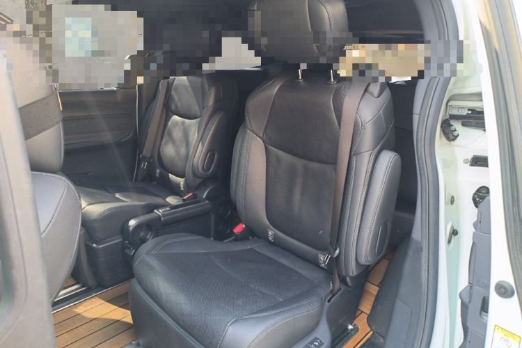 Used Toyota SIENNA 2021 2.5L Hybrid Ultimate Edition Interior 4