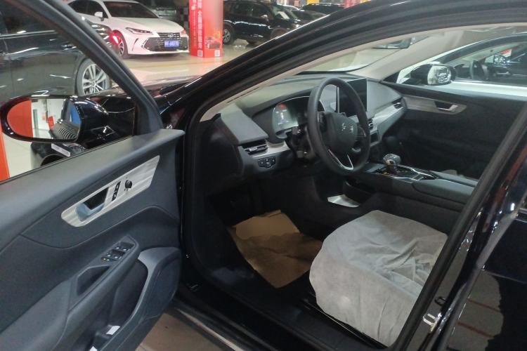 Used Hongqi E-QM5 2024 500km Range Edition
