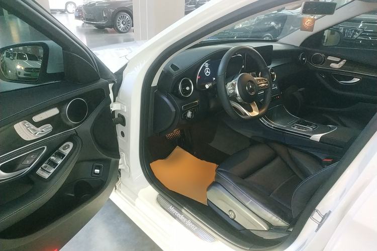 Used Mercedes-Benz C-Class 2020 Restyled C 260 L Sport Edition Driver Seat