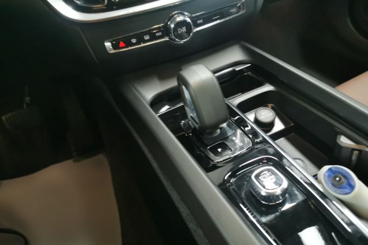 Used Volvo S60 2025 B4 Zhiyi Luxury Edition