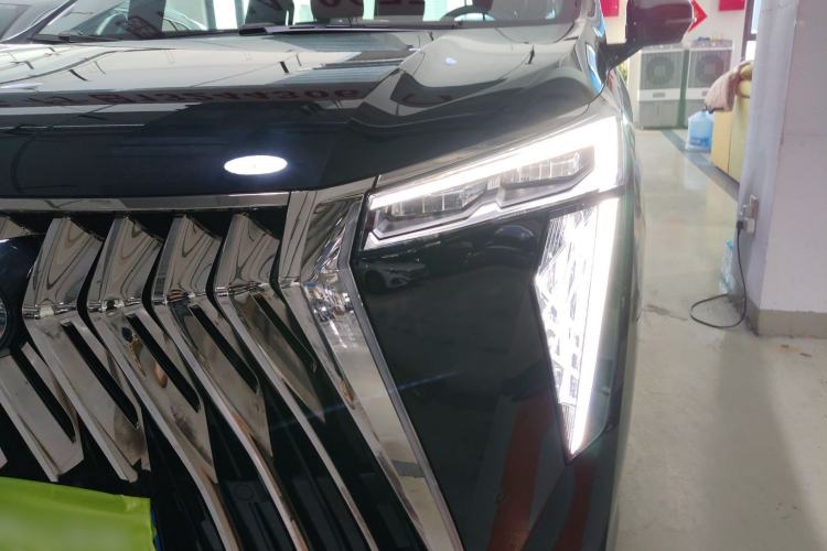 Used GAC Trumpchi M8 2025 Zongshi Series Super Hybrid Edition
