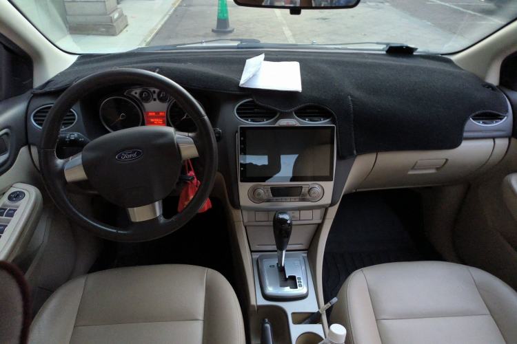 Used Ford Focus 2013 Hatchback Classic 1.8L Automatic Fashion Edition