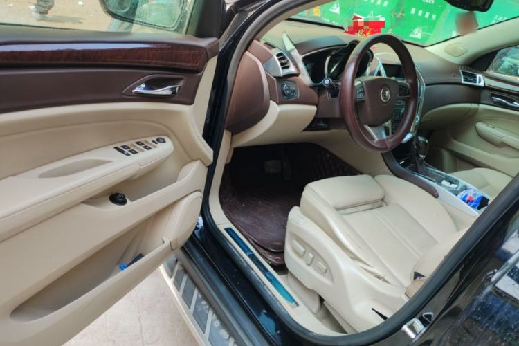 Used Cadillac SRX 2011 3.0L Luxury Model